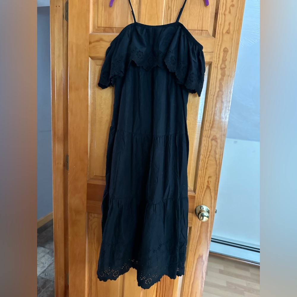 Black maxi dress